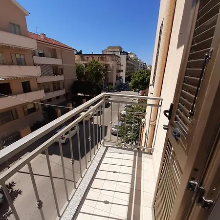 לינה וארוחת בוקר Rambla De אלגהרו